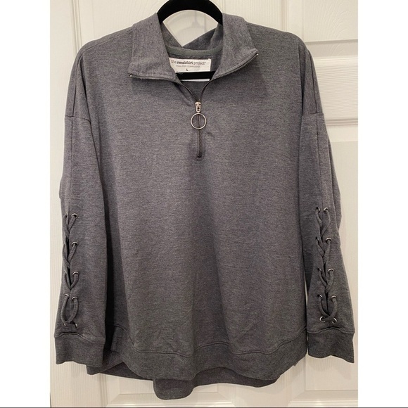 Sweater Sweatshirt - Picture 1 of 2